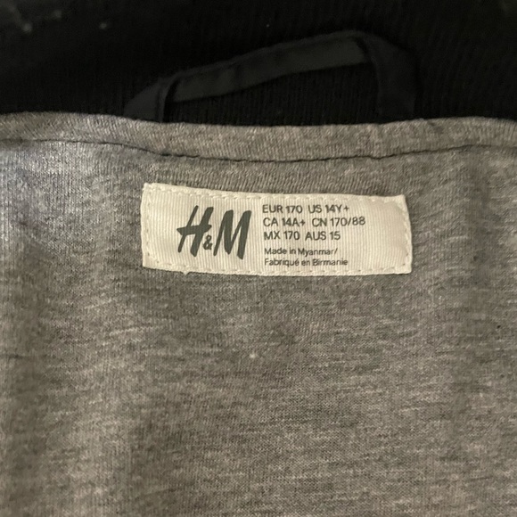 Black H&M Children’s Lightweight Jacket - Picture 5 of 6